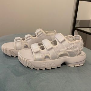 Fila never worn velcro sandals